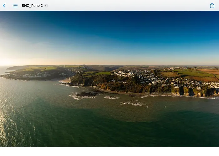 Seaside Escape At Looe Apartment