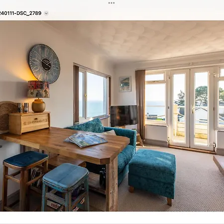 Seaside Escape At Looe Apartment Exterior photo